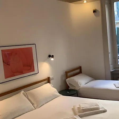 Vigentina 2bedroom Next To Metro Apartment Milan